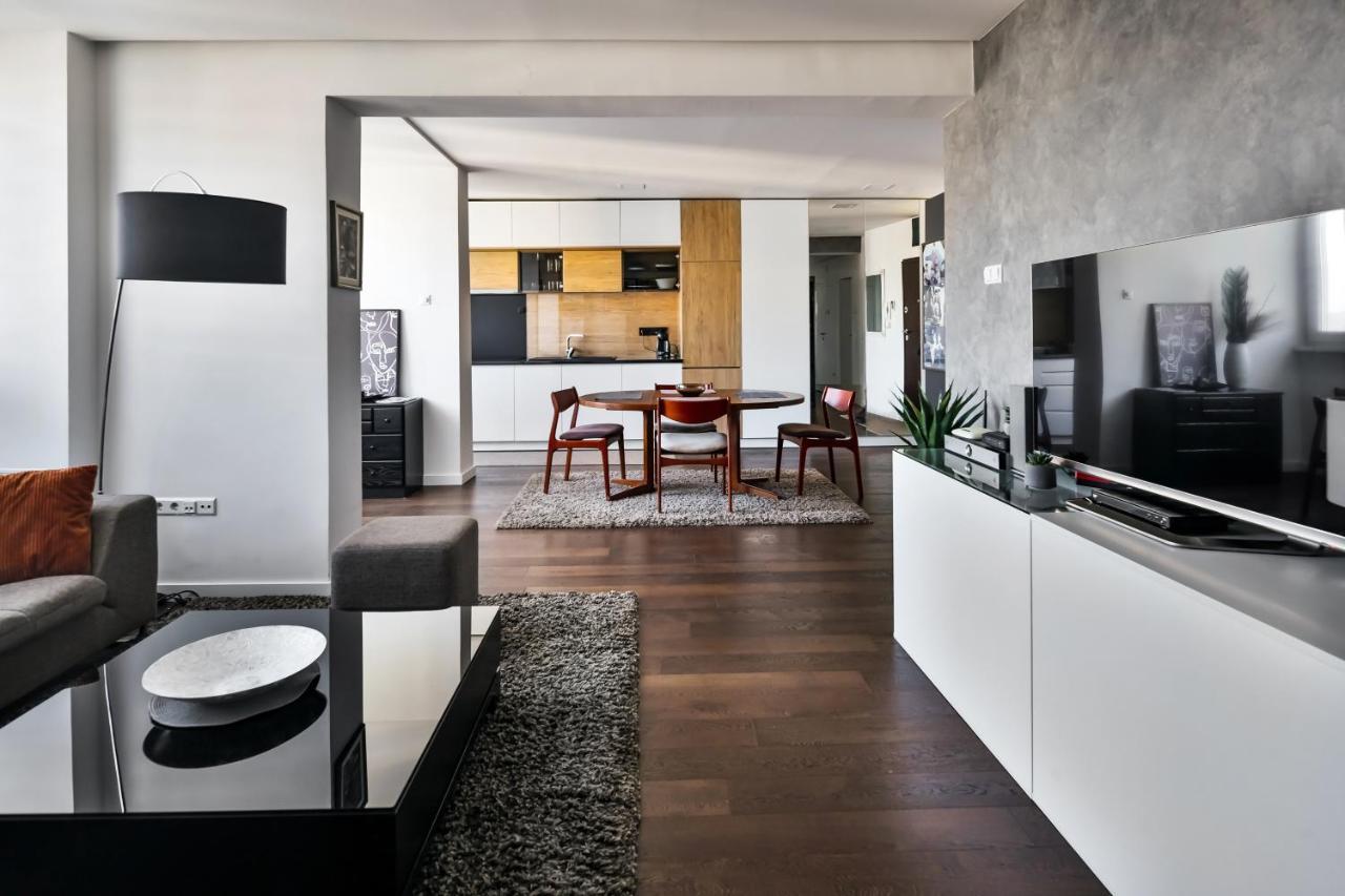 2 Bedroom Penthouse In City Center, Free Parking SJJ Extérieur photo